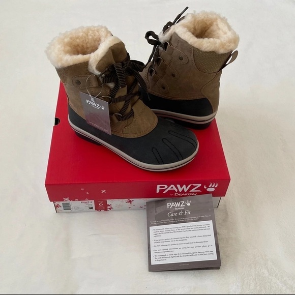 (NWT) PAWZ Women's Ginnie Cozy Warm Winter Boots, Size: 6 - Picture 10 of 16
